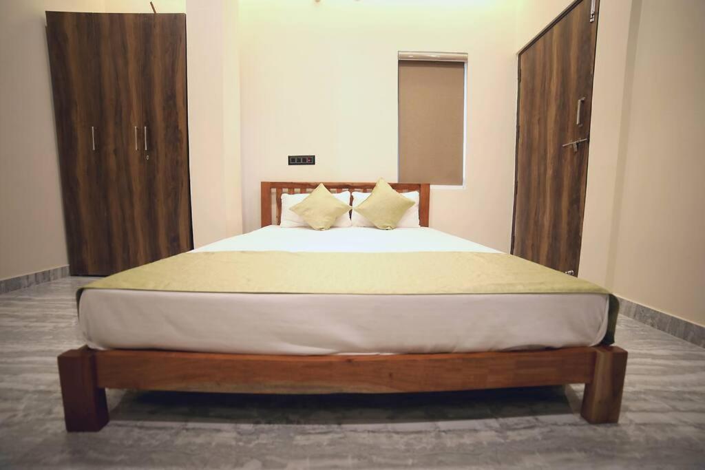 Bharat Milap Apartment