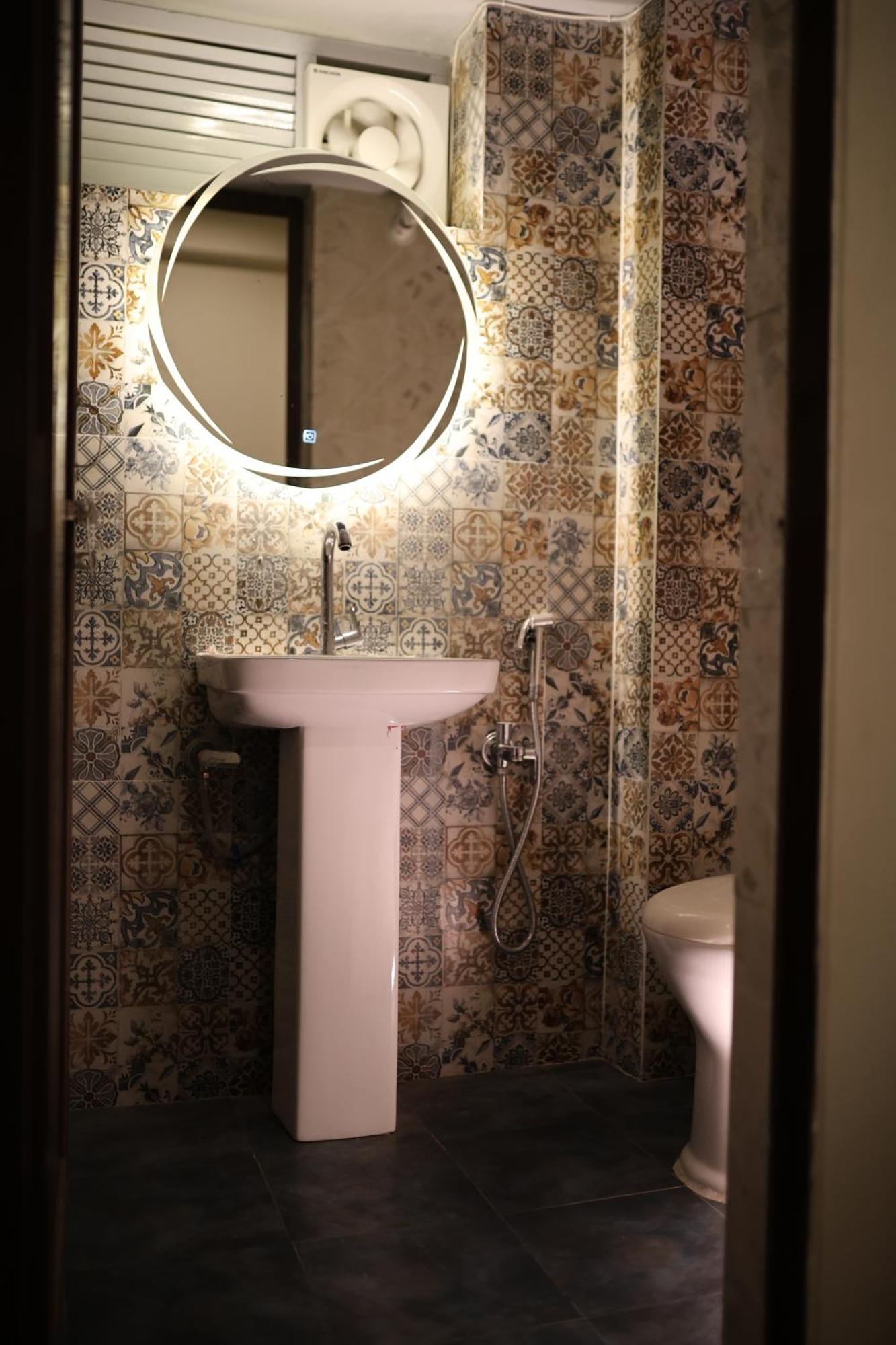 Apartment Bharat Milap